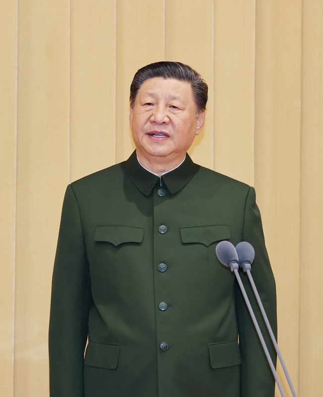 4月19日，中國人民解放軍信息支援部隊成立大會(huì )在北京八一大樓隆重舉行。中共中央總書(shū)記、國家主席、中央軍委主席習近平向信息支援部隊授予軍旗并致訓詞。這是習近平致訓詞。